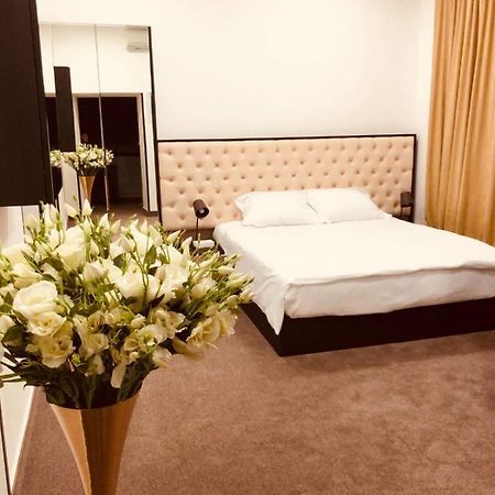 It Hotel Tumanyan Street Jerevan Eksteriør billede