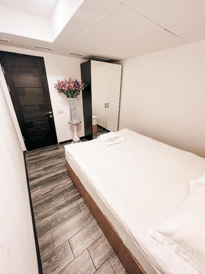 It Hotel Tumanyan Street Jerevan Eksteriør billede
